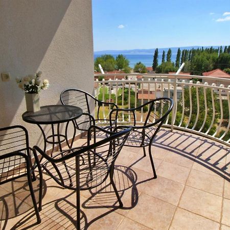 Apartments Marusic Omis Exterior photo