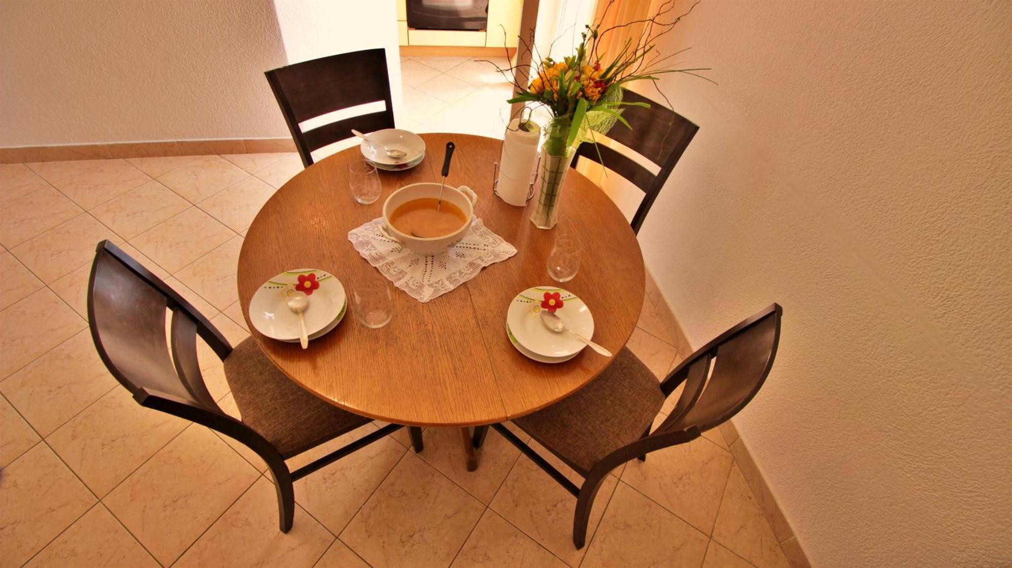 Apartments Marusic Omis Exterior photo
